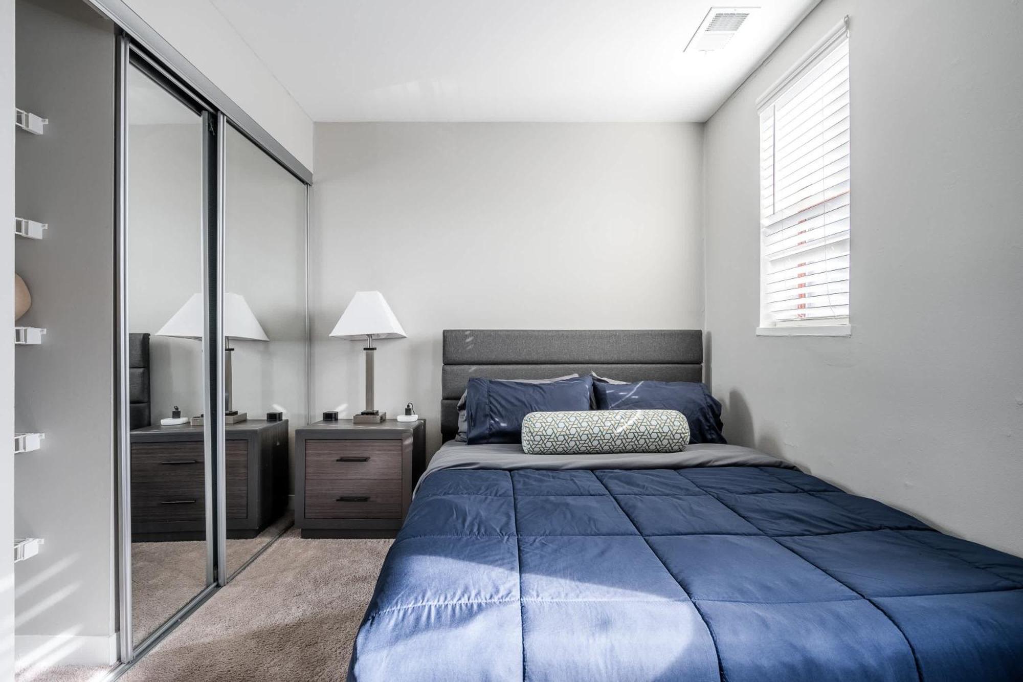 Modern Mass Ave 1Br Apartment With Kitchen อินเดียนาโพลิส ภายนอก รูปภาพ